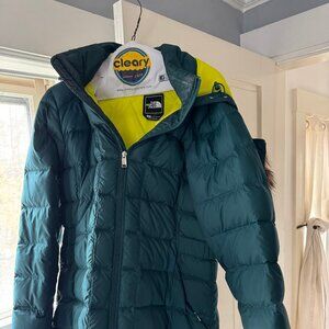 Women's Large North Face Bomber